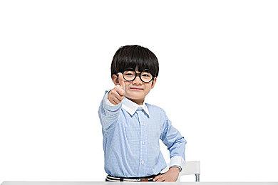 温馨治愈建造模拟游戏《小小火箭实验室》公布